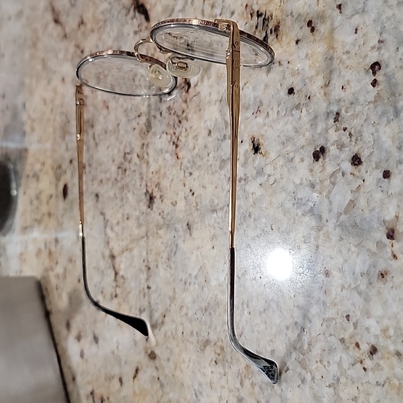 Rx frames - Picture 6 of 7